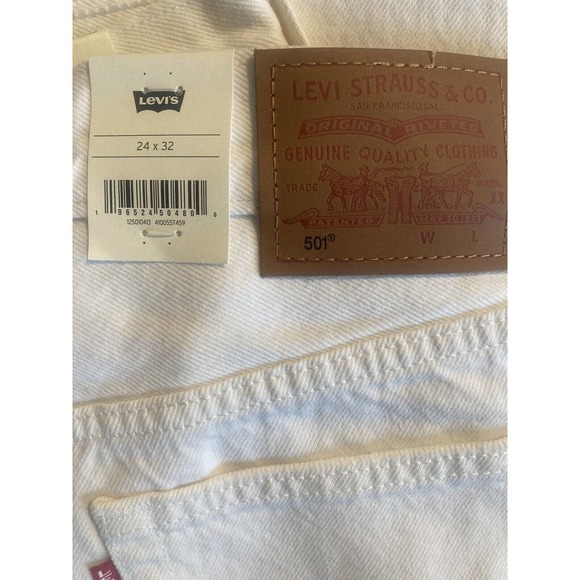 NWT Levis Premium Big E Womens 24x32 501 Straight Jeans Raw Hem Yacht Time White - Picture 11 of 11